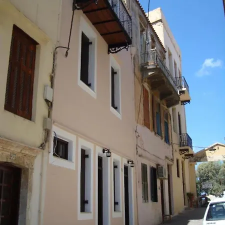 Dioni 4 Aparthotel 3*