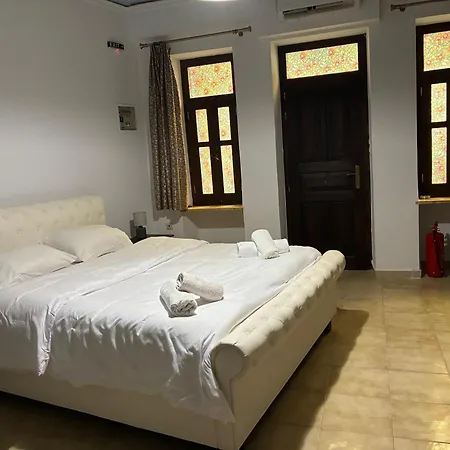 Aparthotel Dioni 4