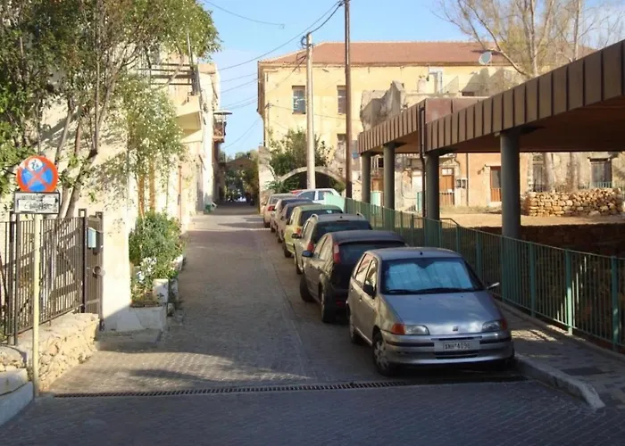 Dioni 4 Apartmanhotel 3*